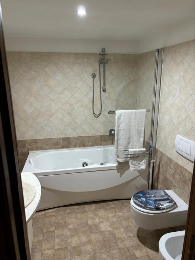 Boutique Rooms Trastevere Roma Eksteriør bilde